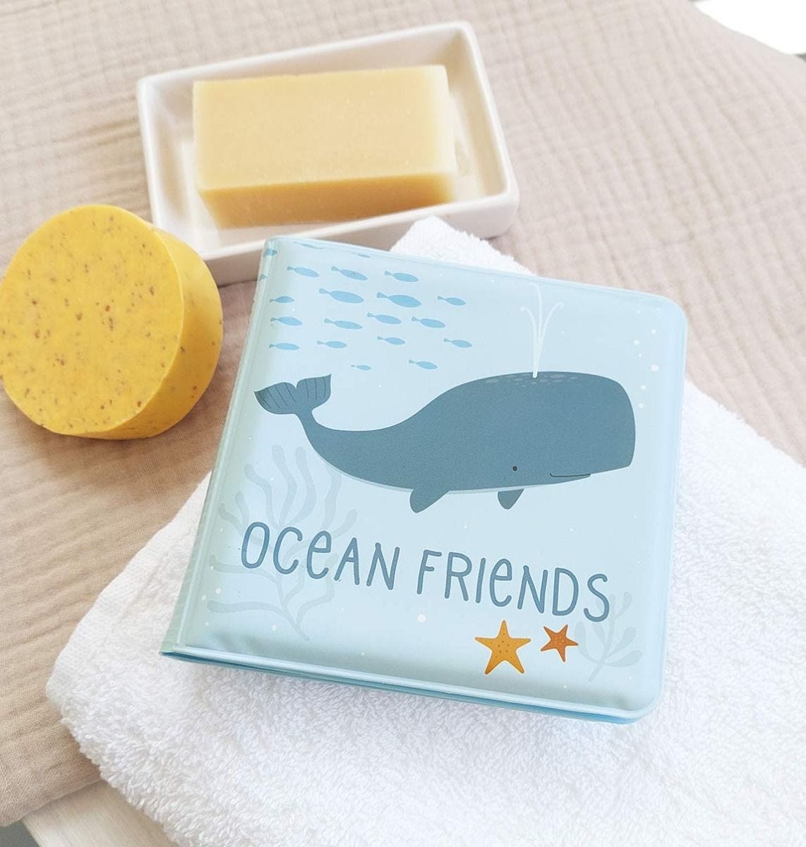 Afbeelding A Little Lovely Company badboekje I Ocean Friends